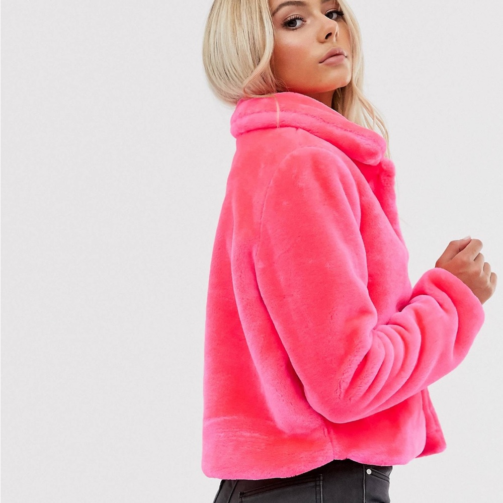 Vibrant Pink Crop Fur